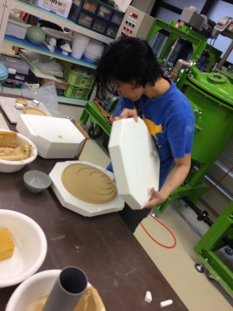 佐賀県窯業技術センター