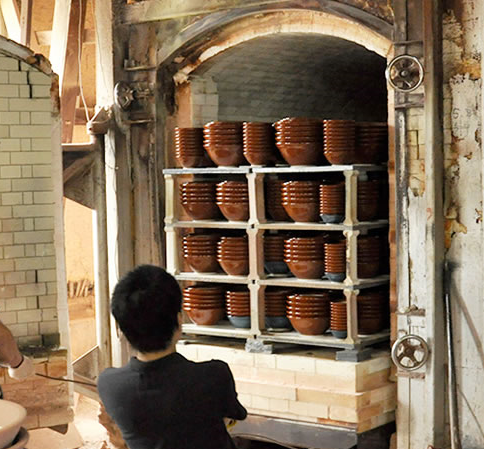 株式会社元重製陶所